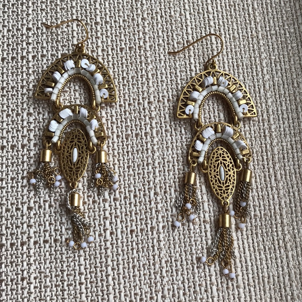 Stella & Dot gold chandelier earrings